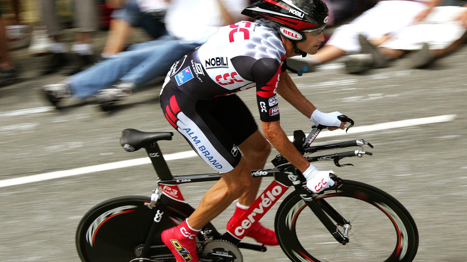 米兰双雄战火升级，争夺意甲桂冠